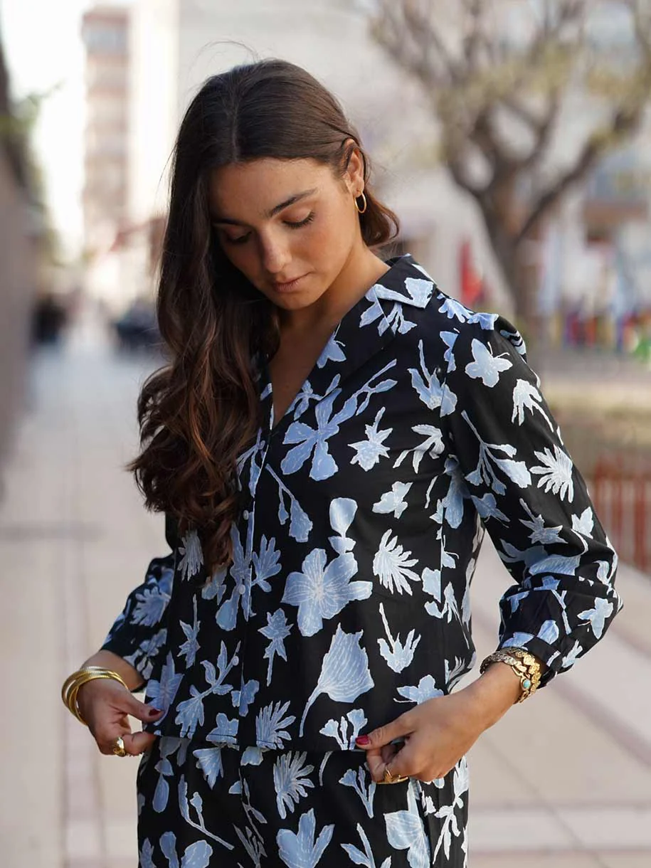 CONJUNTO ESTAMPADO FLORAL AZUL - Image 3