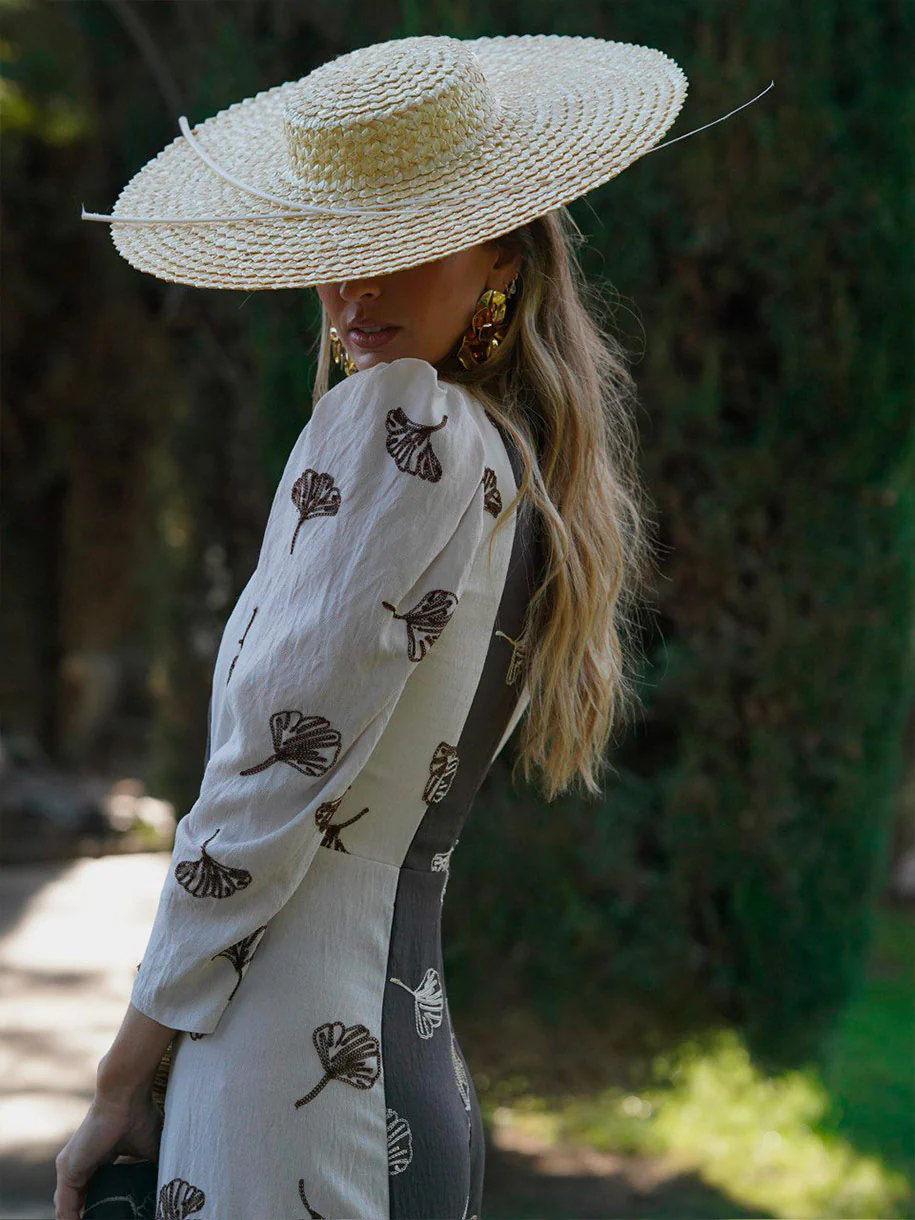 PAMELA LUZ - Image 2