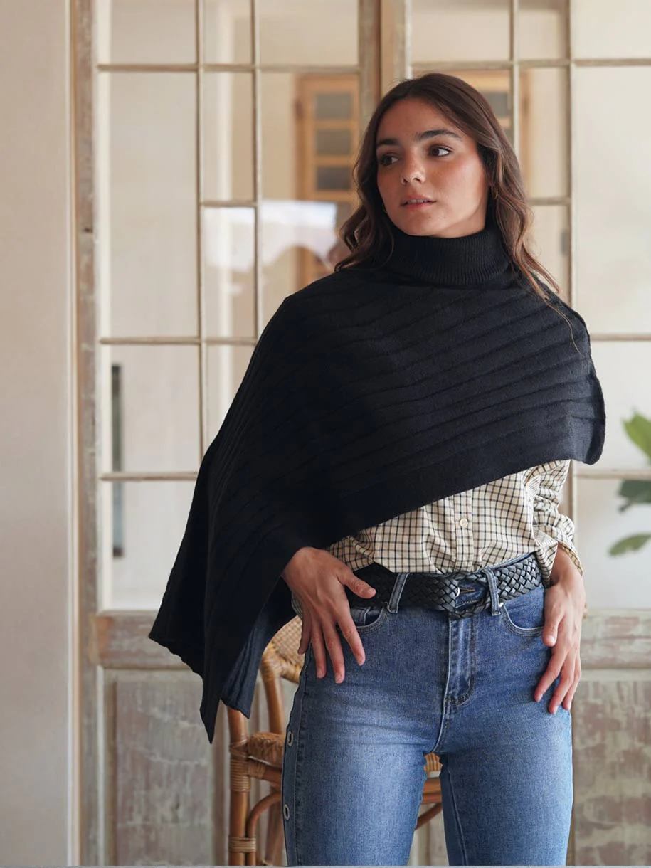 PONCHO CUELLO ALTO - Image 4