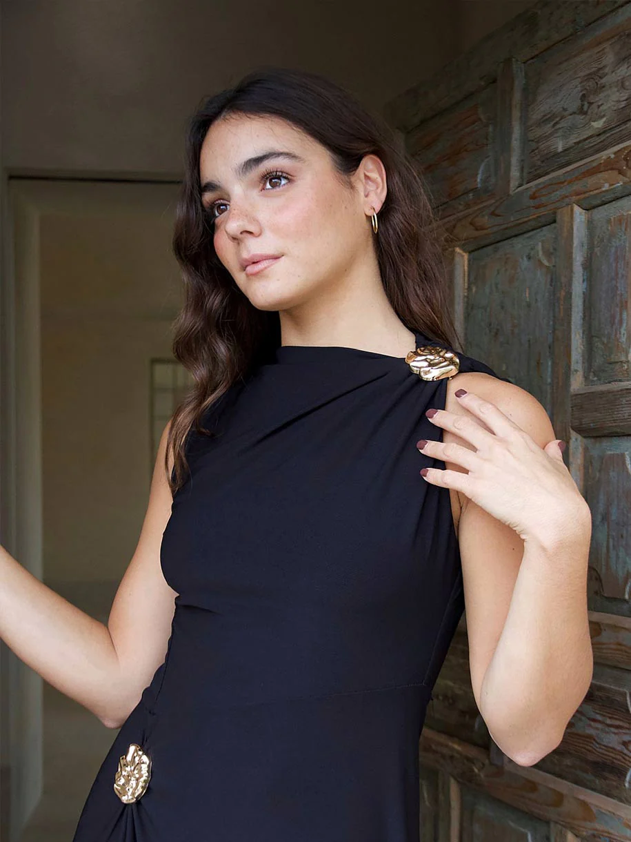 VESTIDO APLIQUE MARTELÉ - Image 4
