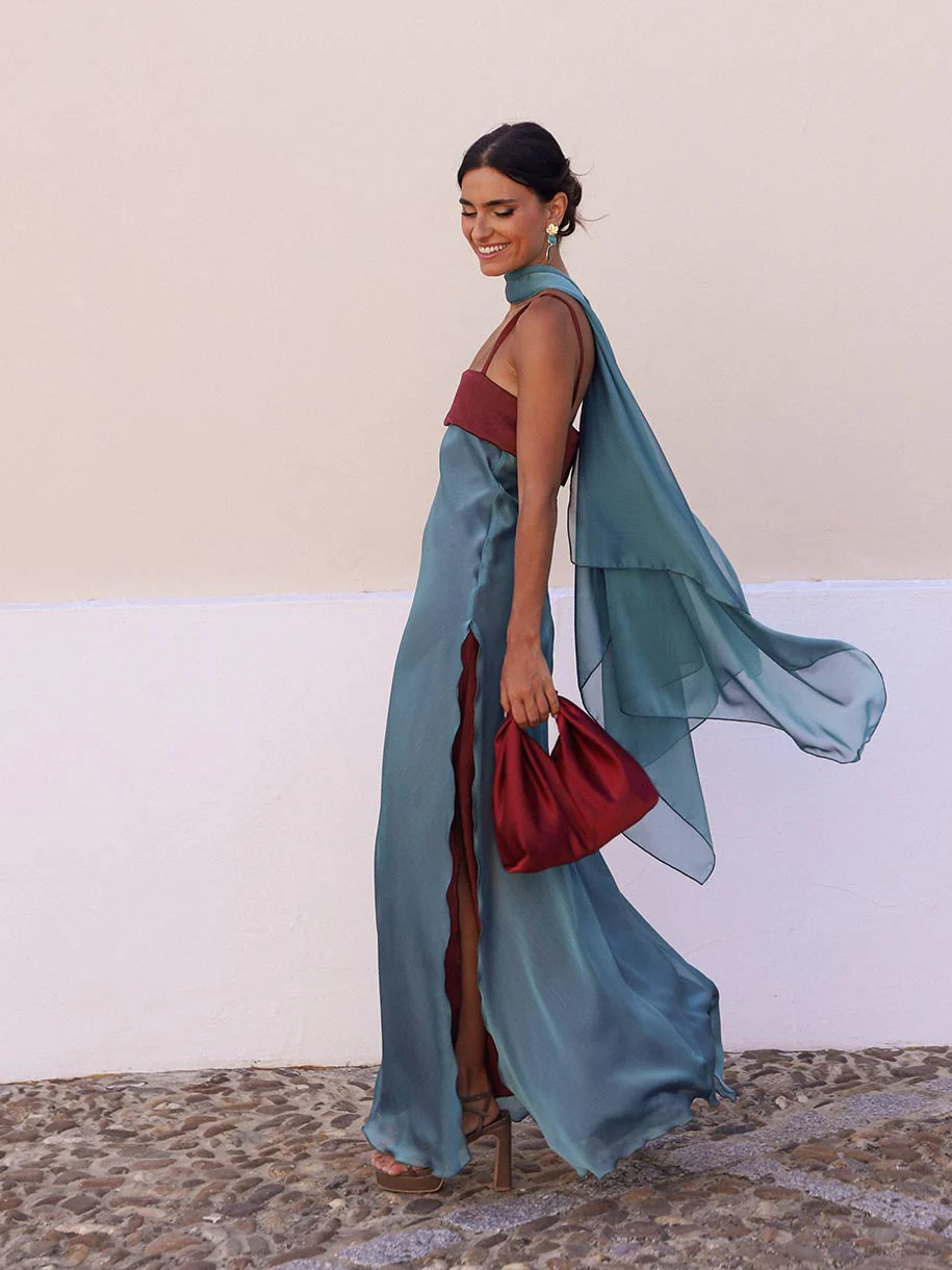 VESTIDO ENTRE MAREAS - Image 4